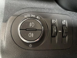 Opel Combo Opel Combo 130pk L1 Automaat Apple Carplay Trekhaak Parkeersensoren Airco Cruise control - afbeelding nr 14