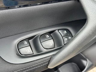Nissan QASHQAI Nissan QASHQAI 1.2 N-Connecta Nieuwe CVT Automaat '' Trekhaak - Infotainmentsystem '' - afbeelding nr 29