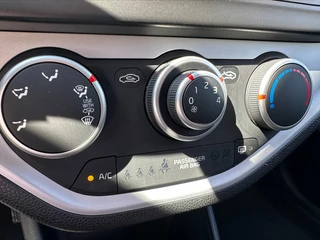 Kia Picanto Kia Picanto 1.0i ComfortLine 5drs. +weinig km+ - afbeelding nr 11