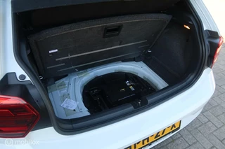Volkswagen Polo Volkswagen Polo 2.0 TSI GTI, DSG, CARPLAY, 18 INCH, FULL LED - afbeelding nr 18