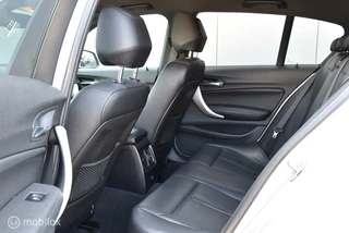BMW 1 Serie BMW 1-serie 118i Corporate Lease Executive | Leer | Camera | Stoelverwarming | Clima | - afbeelding nr 14