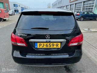 Mercedes-Benz B-Klasse Mercedes B-klasse 250 e Business Solution Automaat , Hoge instap , circa 220km bereik , Navigatie , Camera achter , Parkeerhulp Voor & Achter , Hoge instap , - afbeelding nr 4