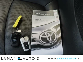 Toyota RAV4 Toyota RAV4 2.5 Hybrid AWD 222pk Executive Premium | Panoramadak Trekhaak Leder JBL CarPlay ECC 18