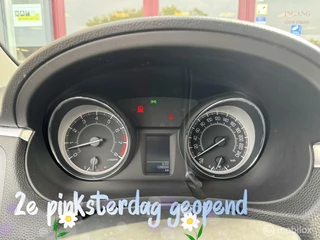 Suzuki Kizashi Suzuki Kizashi 2.4 Sport / Navigatie / Panoramadak / Luxe - afbeelding nr 13