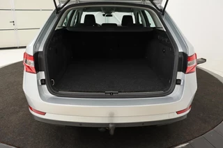Škoda Superb Skoda Superb 1.4 TSI iV Business Edition Plus | Trekhaak | Stoelverwarming | Camera | Carplay | Virtual Cockpit | Keyless | Full LED | Memory | Navigatie - afbeelding nr 16
