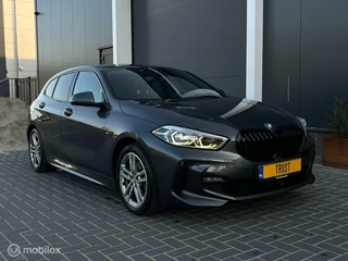 BMW 1 Serie BMW 1-serie 118i M Pack Sport NAV LED LEER - afbeelding nr 9