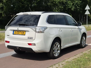Mitsubishi Outlander Mitsubishi Outlander 2.0 PHEV Instyle - afbeelding nr 3