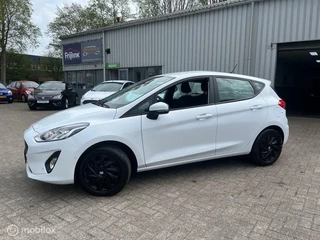 Ford Fiesta Ford Fiesta 1.1 BLACK & WHITE EDITION 12M GARANTIE - afbeelding nr 2