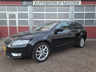 Škoda Octavia Combi 1.6 TDI 110 Pk Greentech JOY Business ECC PDC NAV