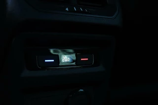 Volkswagen Tiguan Volkswagen Tiguan 1.5 TSI / 2x R-Line / Virtual Cockpit / Camera / Matrix LED / Trekhaak / 20