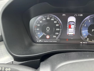 Volvo XC40 Volvo XC40 T2 Business Pro | Automaat | Trekhaak | Navigatie - afbeelding nr 11