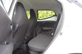 Toyota Aygo Toyota Aygo 1.0 VVT-i x-fun 5DRS Airco|Cruise|LED|ELEKTR. PAKKET - afbeelding nr 5