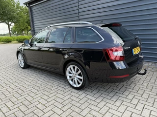 Škoda Octavia Skoda Octavia Combi 1.0 TSI  Style Bus. FUL Leder Memory Stoel - afbeelding nr 3