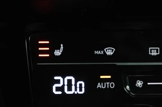 Volkswagen Passat Volkswagen Passat 1.4 TSI PHEV GTE | Head-Up | Stoelverwarming |  Camera | Adaptive cruise | Massage | Side Assist | Carplay | Matrix LED | Achterbankverwarming | Navigatie - afbeelding nr 6