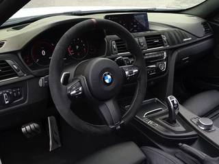 BMW 3 Serie BMW 3 Serie Touring 320i TwinTurbo M-sport / M-Perf. Exec. LED *NAP* - afbeelding nr 44