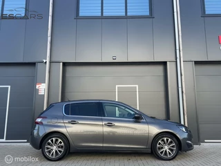 Peugeot 308 Peugeot 308 1.2 PureTech Allure  Pano | Led | Grote Navi - afbeelding nr 7