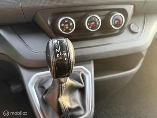 Renault Trafic Renault Trafic bestel 2.0 dCi 150pk T29 L1H1 Comfort Automaat 2022 / Carplay / Airco / 2x Schuifdeur / Dealeronderhouden NAP - afbeelding nr 17