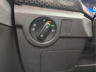 Volkswagen T-Cross Adaptive Cruise | Stoelverwarming | LED | Camera - afbeelding nr 24