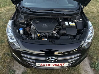 Hyundai i30 Hyundai i30 1.6 GDi GO! - NAVI/CLIMA/CAMERA/CRUISE/NAP - afbeelding nr 9