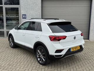 Volkswagen T-Roc Volkswagen T-Roc 1.5 TSI Sport Pano/Virtual/Adap.Cruise/Camera/Stuur+StoelVerw/CarPlay/Alarm - afbeelding nr 2