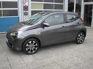 Toyota Aygo Toyota Aygo 1.0 VVT-i x-play 28.000 km! Parkeersensors - afbeelding nr 5