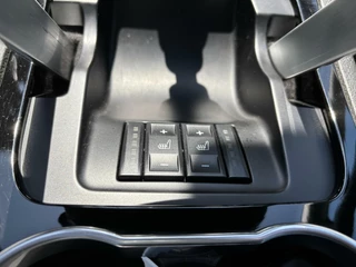 Ford Galaxy Ford Galaxy 1.6 SCTi Platinum 160PK Cruise Camera Navi Climate Parkeersensoren 7 Persoons Trekhaak USB 1600Kg Trekgewicht *Dealer Onderhouden* - afbeelding nr 20