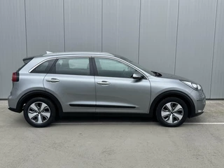 Kia Niro Kia Niro 1.6 GDi Hybrid DynamicLine|Navi|NL-Auto - afbeelding nr 31