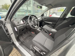 Suzuki Vitara Suzuki Vitara 1.0 Boosterjet Select | Trekhaak | All Season Banden - afbeelding nr 11