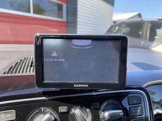 Volkswagen up! Volkswagen up! 1.0 high up! BlueMotion CRUISE / PDC / AIRCO / NAVI / BLUETOOTH / LMV - afbeelding nr 8