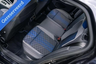 Volkswagen Golf Volkswagen Golf 2.0 TSI R 4Motion Performance Akrapovic HUD - afbeelding nr 53
