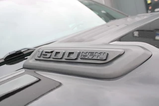 Dodge Ram Dodge Ram 5.7i V8 HEMI 4x4 Aut. LARAMIE SPORT NIGHT / LUCHTVERING - afbeelding nr 9