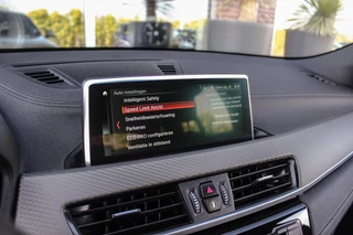 BMW X2 ➡️ BMW X2 sDrive18i F39 High Executive Edition M-sport | M-pakket | Dakraam | 2e eigenaar | Head up | Harman-Kardon | Camera | Leer | LED | Navi | PDC | 19 inch |  Stoelverwarming | Automaat | - afbeelding nr 28