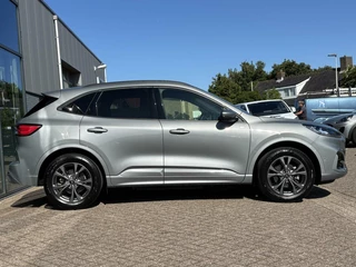 Ford Kuga Ford Kuga 2.5 PHEV ST-Line X 225PK Adaptieve Cruise Winterpack B&O Blind-Spot Navi Climate Privacy Glass Keyless Full-LED *1500KG Trekgewicht* - afbeelding nr 10