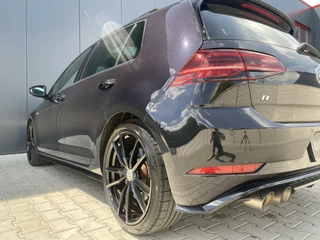 Volkswagen Golf Volkswagen Golf 7.5 2.0 TSI R 4Motion 310PK|Akrapovic|Pano|Stoelverwarming - afbeelding nr 31