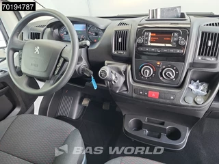 Peugeot Boxer Peugeot Boxer 165PK Bakwagen Laadklep Zijdeur Lat om lat Airco Bluetooth Radio Meubelbak Koffer Gesloten laadbak 21m3 Airco Cruise control - afbeelding nr 11