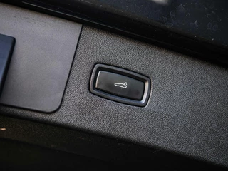 Porsche Cayenne Porsche Cayenne 3.0 V6 340PK Pano Stoelkoeling Bose ACC Sport Chrono Led Matrix 360 Camera Softclose Luchtvering - afbeelding nr 41