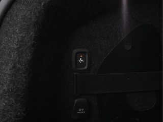 Polestar 2 (INCL-BTW) *PANO | NAVI-FULLMAP | HARMAN/KARDON-AUDIO | FULL-LED | KEYLESS | TOPVIEW | LANE-ASSIST | DIGI-COCKPIT | DAB+ | SPORT-SEATS | CARPLAY | TOWBAR | BLINDSPOT | 20''ALU* - afbeelding nr 30