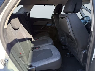 Citroën C4 Spacetourer Citroën C4 Spacetourer 130PK Selection Automaat | Adaptive Cruise | Dodehoek | Camera - afbeelding nr 11