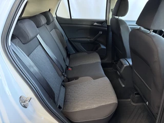 Volkswagen T-Cross Volkswagen T-Cross DE VERNIEUWDE T-CROSS 116PK VIR.COCKPIT LMV CARPLAY 2024 