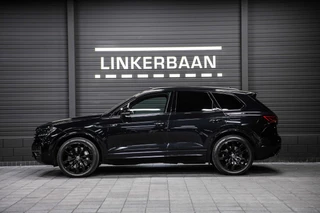 Volkswagen Touareg Volkswagen Touareg R 3.0 TSi eHybrid 4MOTION | Full Option | Panodak | Massage | Trekhaak | Black Style | 21 inch | - afbeelding nr 14