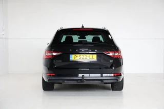 Škoda Superb Škoda Superb Combi 1.4TSI iV 218PK Business Ed. Plus *NAP/Trekh/Virtual/Stoelvw/Keyless* - afbeelding nr 13