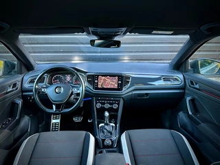 Volkswagen T-Roc Volkswagen T-Roc 2.0 TSI 4Motion 190PK! AUT|NAVI|ACC|DCC|LANE|CARPLAY - afbeelding nr 18