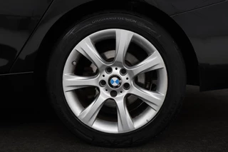 BMW 3 Serie BMW 3-serie Gran Turismo 320i Business | Sportstoelen | Navigatie |  Cruise control | Bluetooth | Parkeerhulp | Climate control - afbeelding nr 28