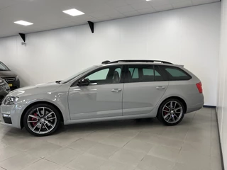 Škoda Octavia Škoda Octavia Combi 2.0 TDI RS /184PK / AUTOMAAT / LEDER / PANODAK / Trekh. 1600KG. - afbeelding nr 30