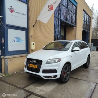 Audi Q7 - 196056990-0