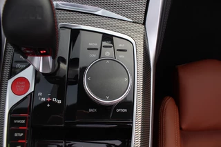BMW M4 BMW M4 4-serie Cabrio xDrive Competition / Camera / Head-up / Carbon / Nekverwarming / H&K / Keyless / Stuurverwarming / ACC / DAB / Dodehoek / Windscherm - afbeelding nr 29