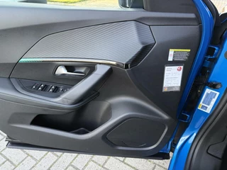 Peugeot e-2008 Peugeot e-2008 EV Allure Pack 50 kWh SOH 99% 360 Camera Navi - afbeelding nr 13