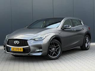 Infiniti Q30 S 1.6 Sport 2e Eig - Pano - Led - Bosé - Alcantara Hemel - Volle Uitvoering