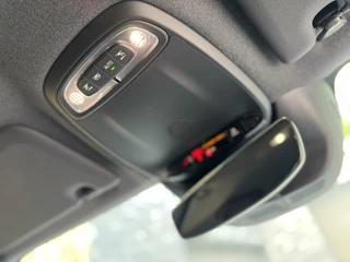 Volvo XC40 Volvo XC40 1.5 T5 Twin Engine R-Design Automaat | Achteruitrijcamera | LED verlichting | Trekhaak uitklapbaar | Stoelverwarming | Climate control | Cruise control adaptief | Dode hoek detectie | Getint glas | Parkeersensoren voor en achter - afbeelding nr 52