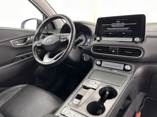 Hyundai Kona (INCL-BTW) *HEAT-PUMP | FULL-LEATHER | HEAD-UP | FULL-LED | NAVI-FULLMAP | DAB | ADAPTIVE-CRUISE | KRELL-AUDIO | KEYLESS | CAMERA | BLIS | LANE-ASSIST | DIGI-COCKPIT | COMFORT-SEATS | 17''ALU - afbeelding nr 7